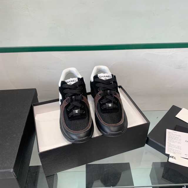 Chanel 2021 sneaker