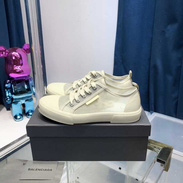 Balenciaga Paris