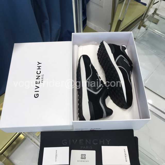 Givenchy Runner Givenchy Runner