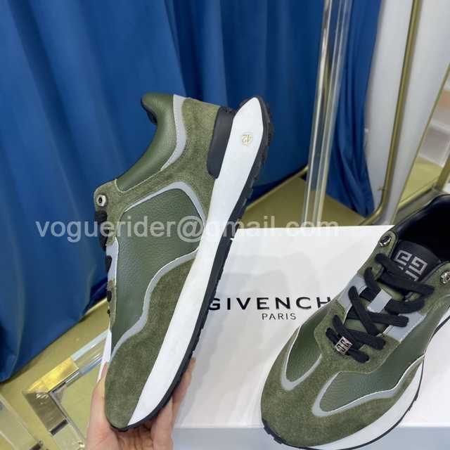 Givenchy Runner