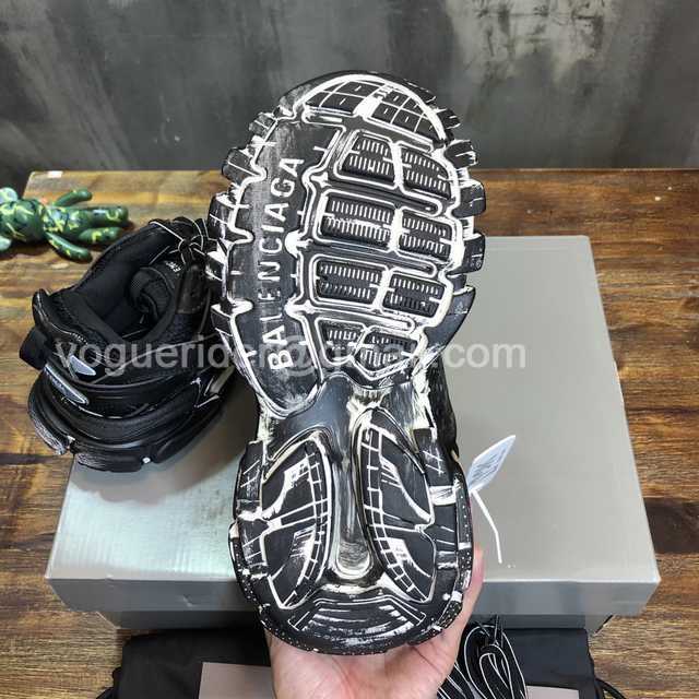 Balenciaga Triple-S 3.0 Balenciaga Triple-S 3.0