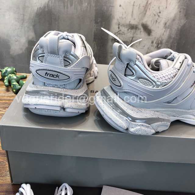 Balenciaga Triple-S 3.0 Balenciaga Triple-S 3.0