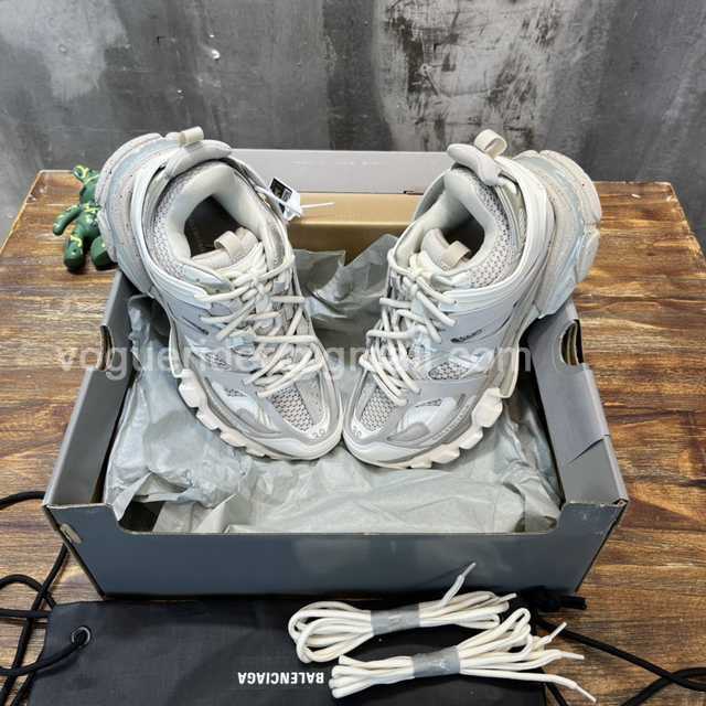 Balenciaga Triple-S 3.0 Balenciaga Triple-S 3.0