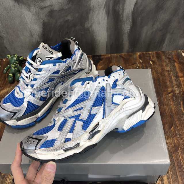 Balenciaga Runner