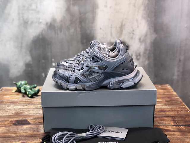 Balenciaga Track.2