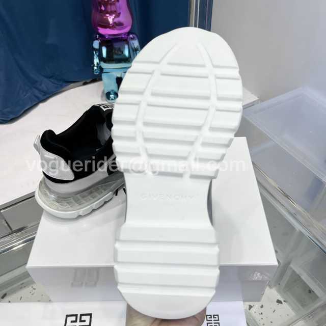 Givenchy TPU sneaker Givenchy TPU sneaker