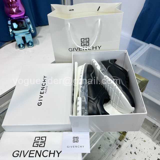 Givenchy TPU sneaker