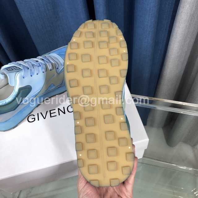 Givenchy calfskin sneaker