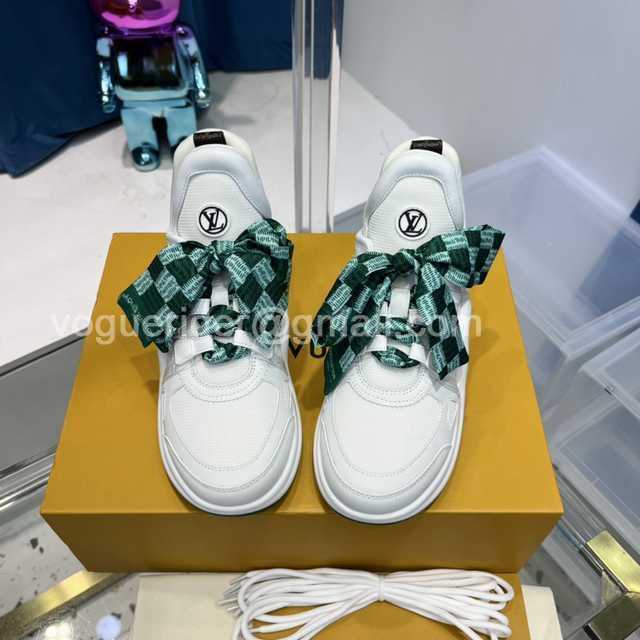 Louis Vuitton Archlight