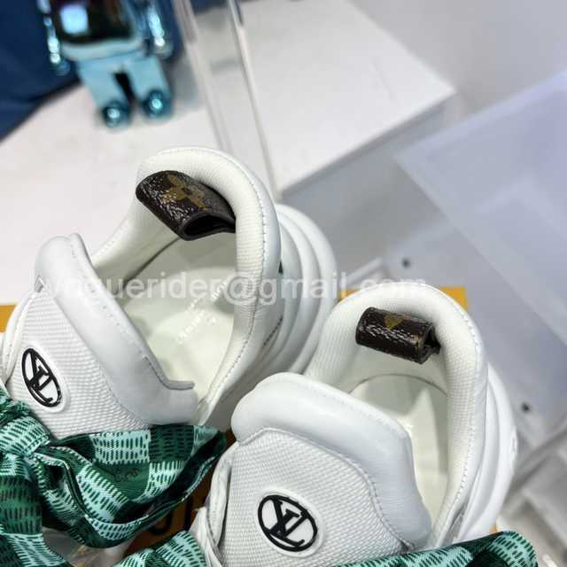 Louis Vuitton Archlight