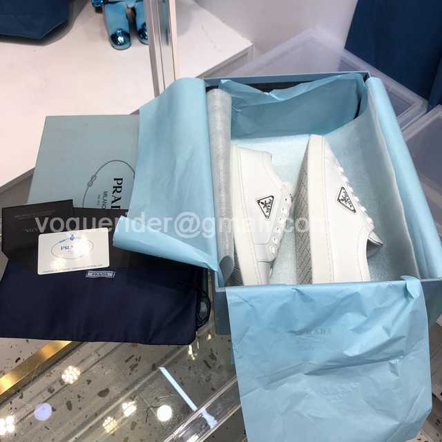 Prada 2022 slides Prada 2022 slides