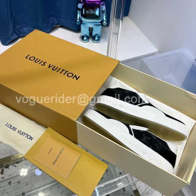 Louis Vuitton Men monogram