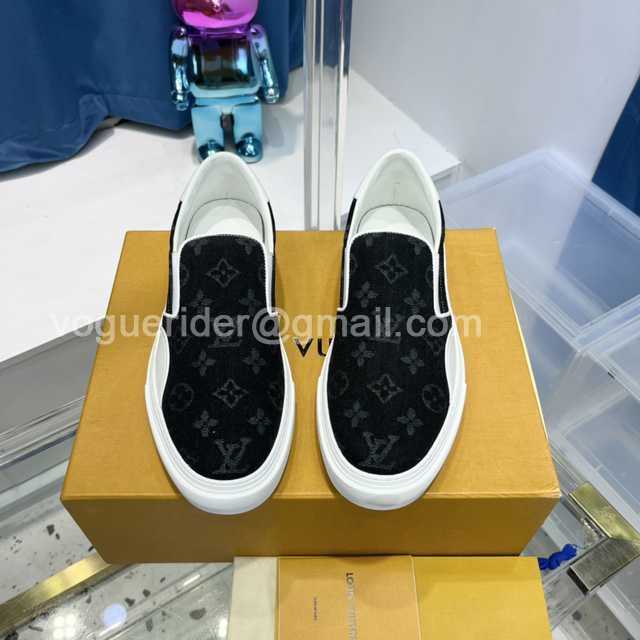 Louis Vuitton Men monogram