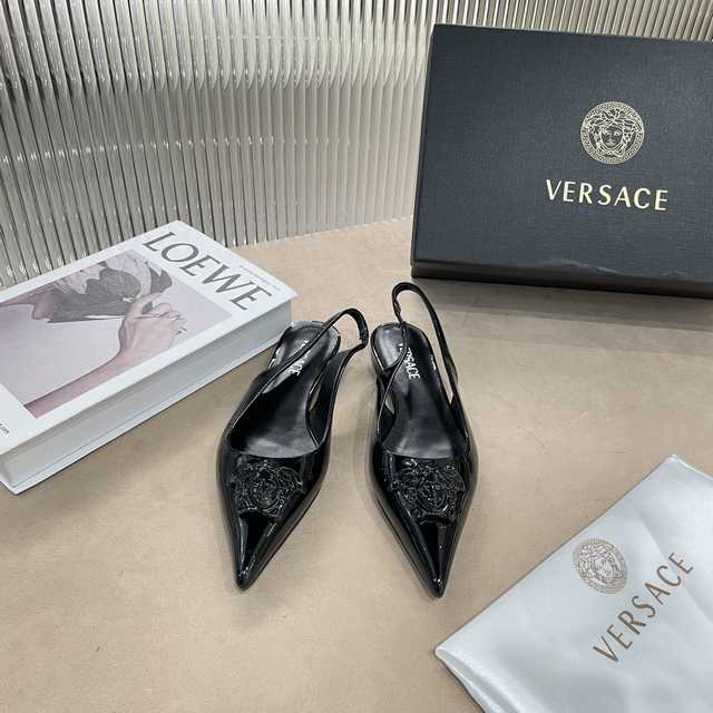 Versace 21sf patent leather