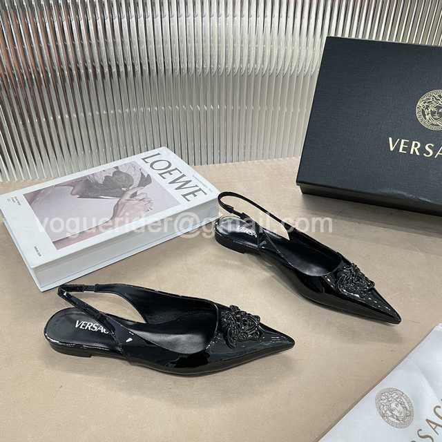 Versace 21sf patent leather Versace 21sf patent leather