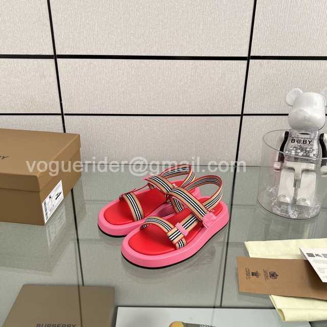 Burberry 2022 strap Burberry 2022 strap