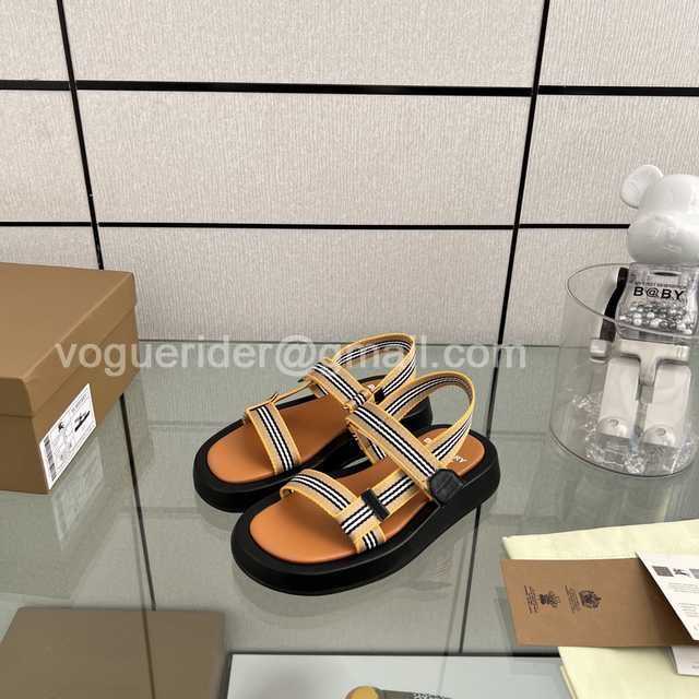 Burberry 2022 strap Burberry 2022 strap