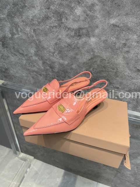 Miumiu 22ss coins Miumiu 22ss coins