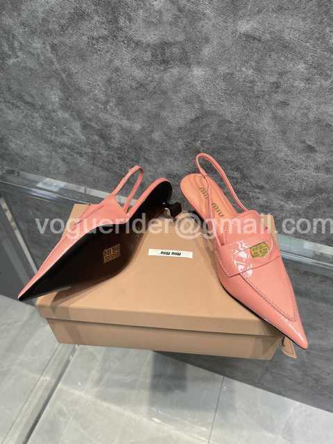 Miumiu 22ss coins Miumiu 22ss coins