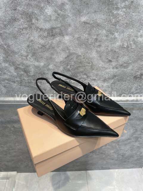 Miumiu 22ss coins Miumiu 22ss coins