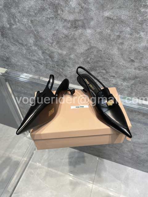 Miumiu 22ss coins Miumiu 22ss coins