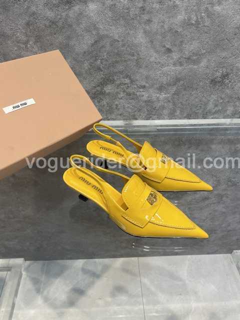 Miumiu 22ss coins Miumiu 22ss coins