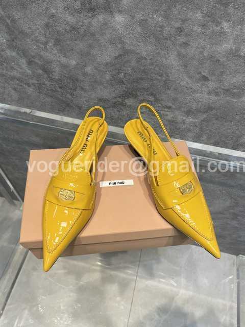 Miumiu 22ss coins Miumiu 22ss coins