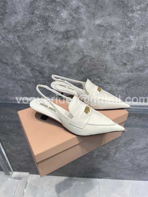 Miumiu 22ss coins Miumiu 22ss coins