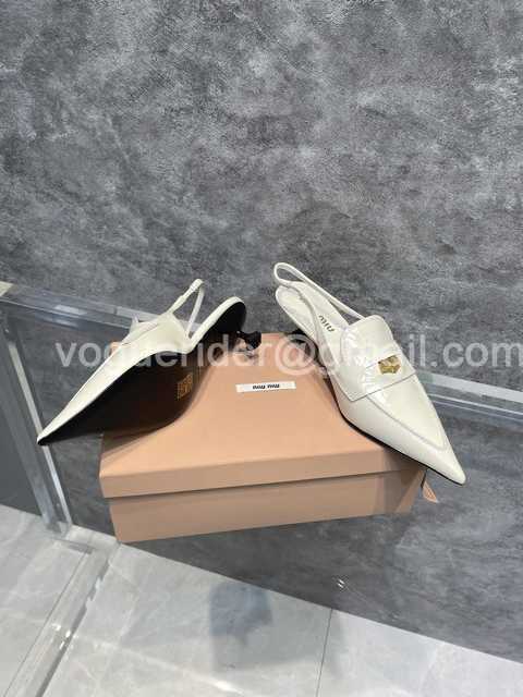 Miumiu 22ss coins Miumiu 22ss coins