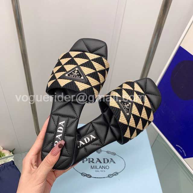 Prada 2022ss sheep Prada 2022ss sheep