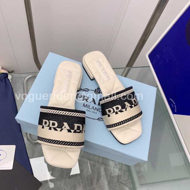 Prada 2022ss sheep Prada 2022ss sheep