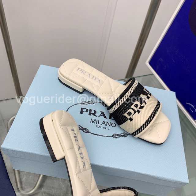 Prada 2022ss sheep Prada 2022ss sheep