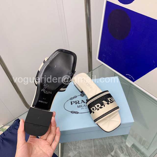 Prada 2022ss sheep Prada 2022ss sheep