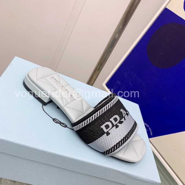 Prada 2022ss sheep Prada 2022ss sheep