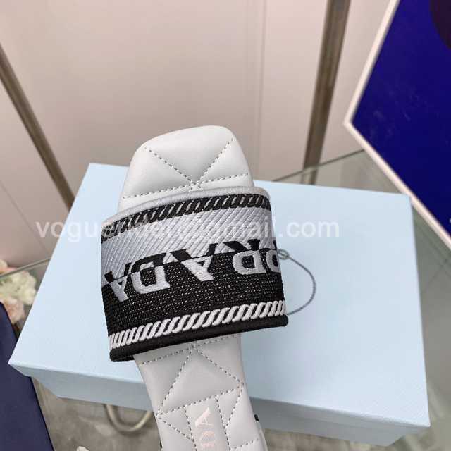 Prada 2022ss sheep Prada 2022ss sheep
