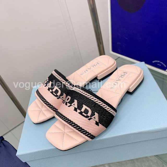 Prada 2022ss sheep Prada 2022ss sheep