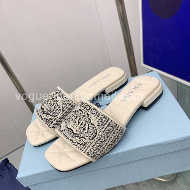 Prada 2022ss sheep Prada 2022ss sheep