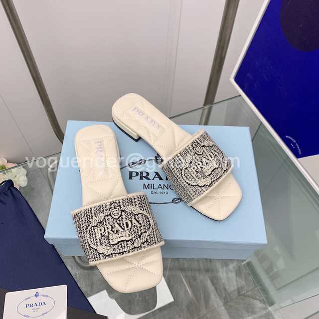 Prada 2022ss sheep Prada 2022ss sheep