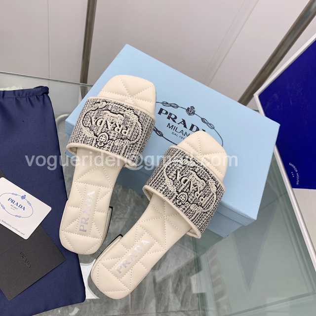 Prada 2022ss sheep Prada 2022ss sheep