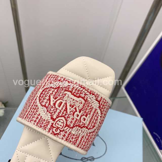 Prada 2022ss sheep Prada 2022ss sheep