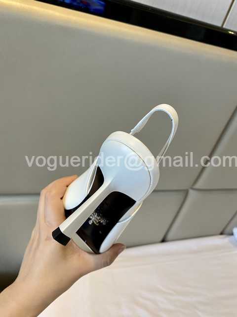 Prada 22ss runway Prada 22ss runway