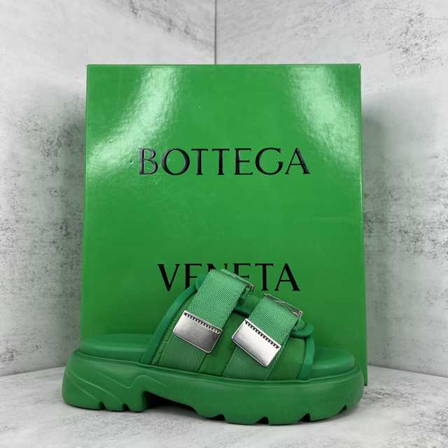 Bottega Veneta 22s Thick