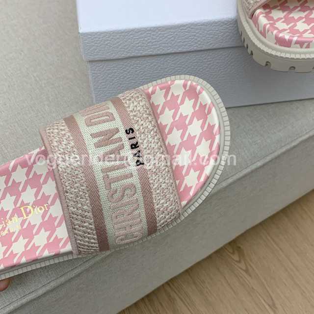 Dior 2021 Reverse Dior 2021 Reverse