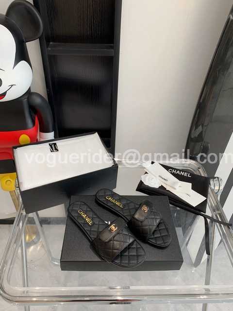 Chanel CClogo Chanel CClogo
