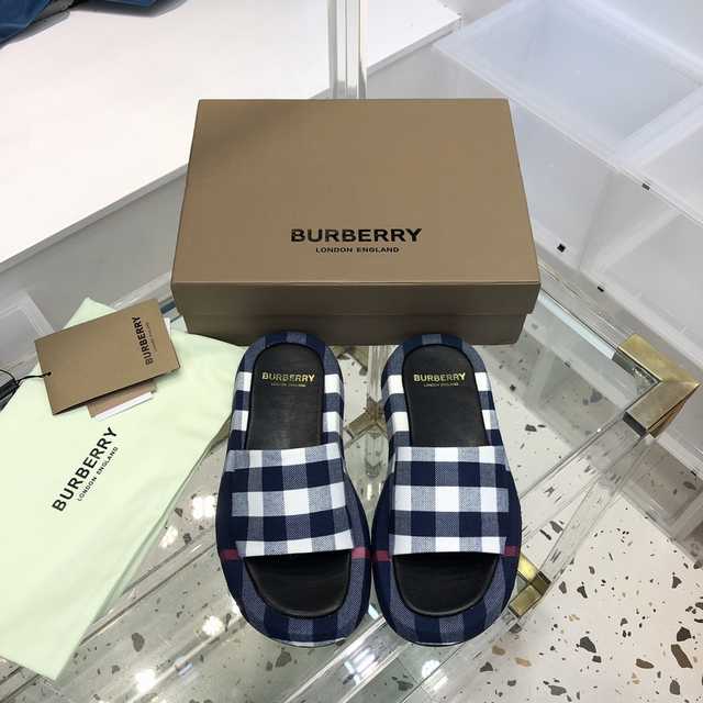 Burberry 2022 classic