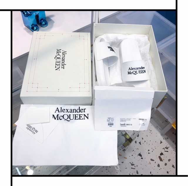 Alexander McQueen foaming