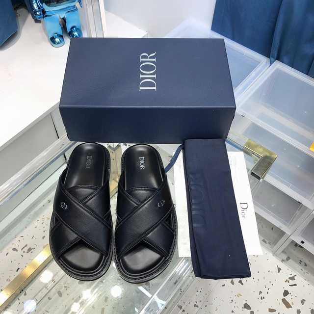 Dior men puffy