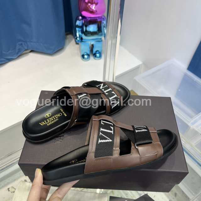 Valentino strap Valentino strap