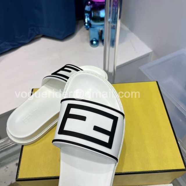 Fendi Couple PU Fendi Couple PU