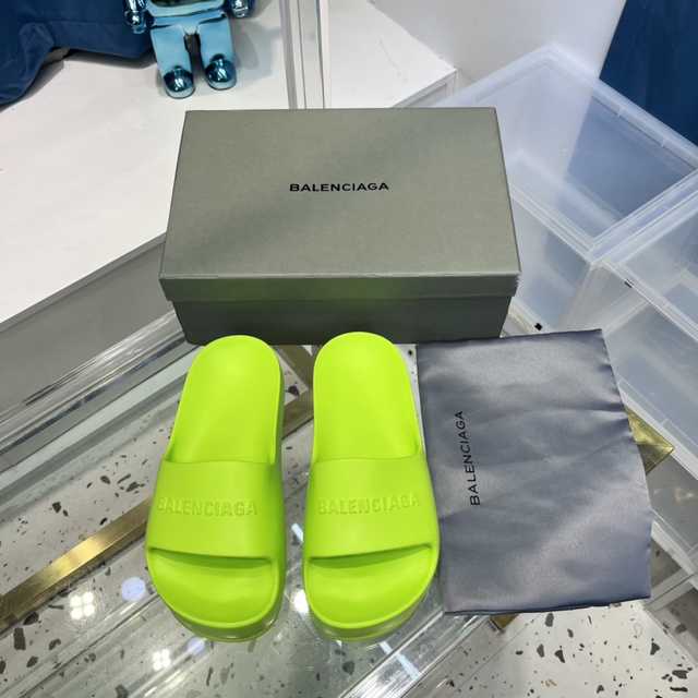 Balenciaga 22ss PU